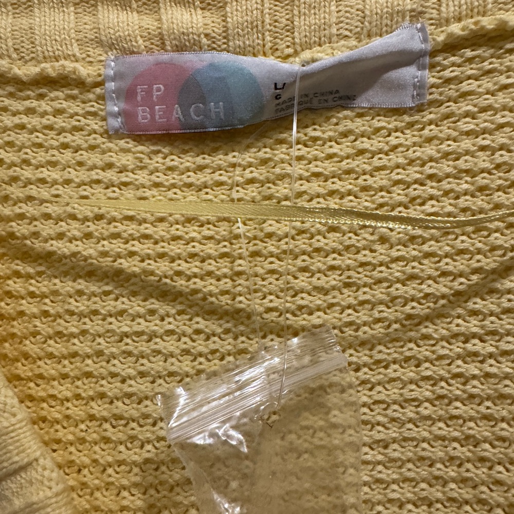 Free People ~ Yellow Women's Sweater - Picture 3 of 4